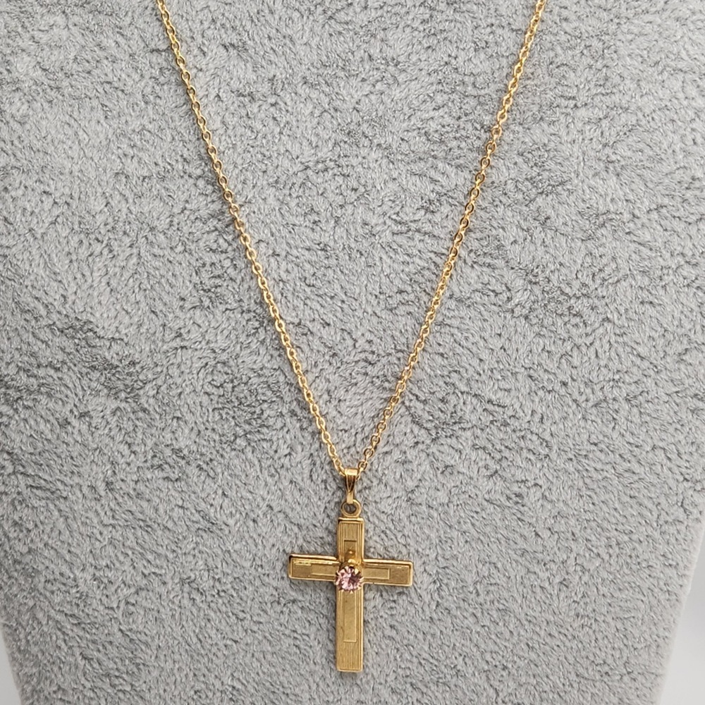 Vintage Dainty Pink Rhinestone Cross Necklace Gold Tone Made in USA 17 Inch - Picture 2 of 6